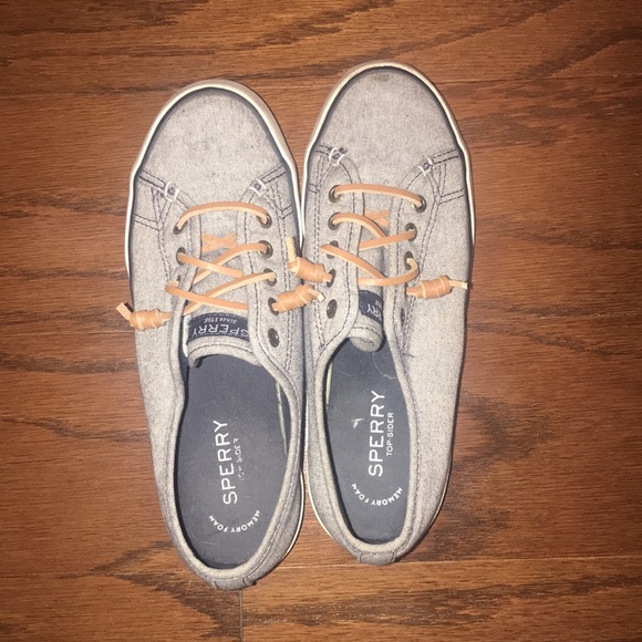 Sperry denim canvas shoe in size 7 - Picture 3 of 5